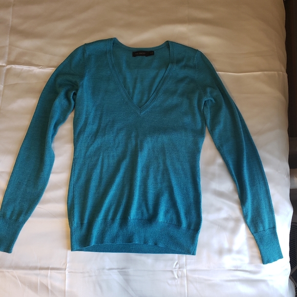 Sweater - Picture 2 of 2